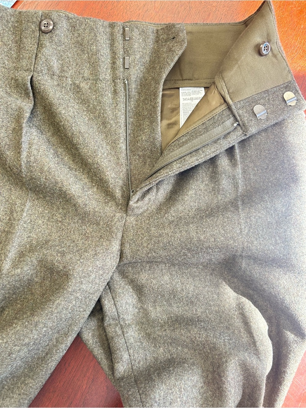 Banana Republic Olive Gray Wool-Blend Pantsuit Trousers - Picture 4 of 5